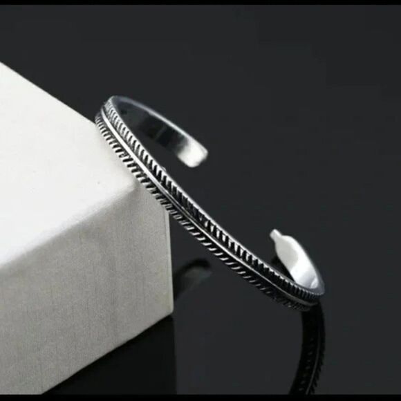 Vintage style 925 sterling silver cuff bracelet Unisex - Picture 1 of 16